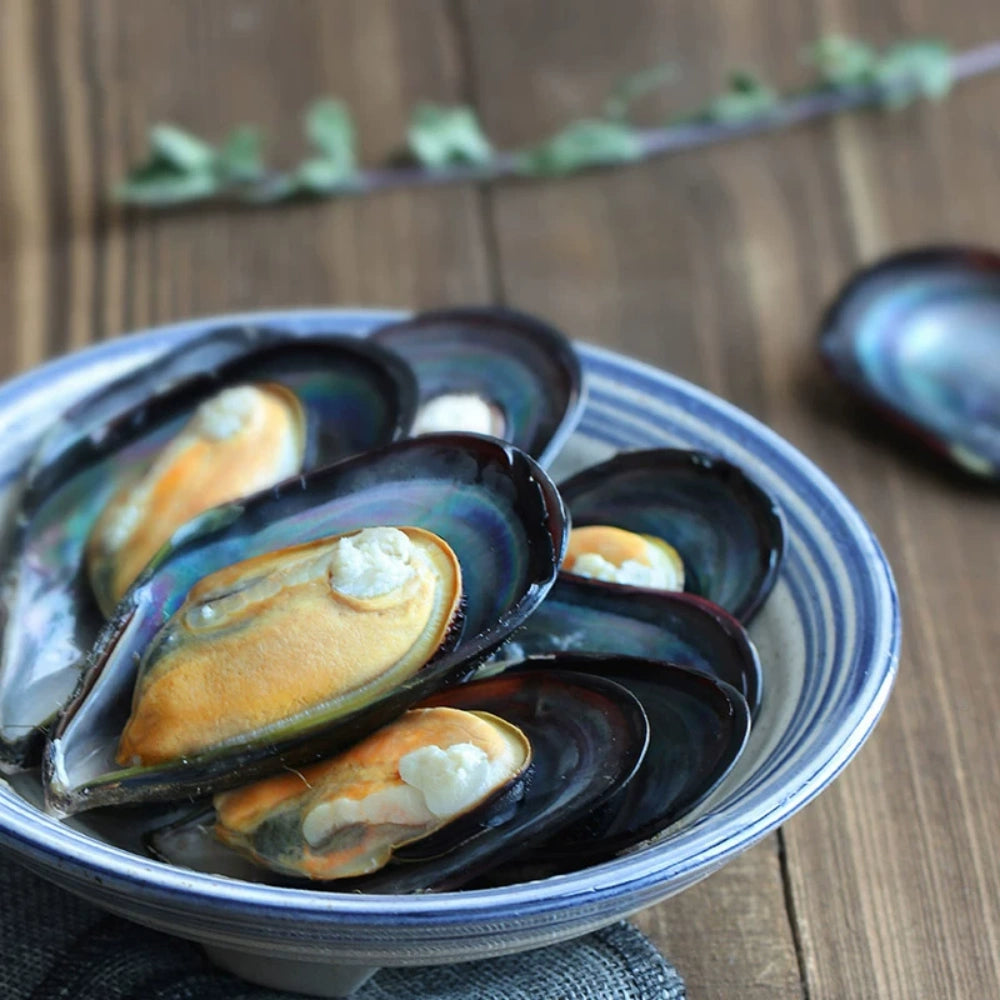 Whole Shell Mussels (Pre-Cooked) | Plump & Sweet Seafood | Frozen Ready-to-Heat | Great for Steaming, Pasta & Soups